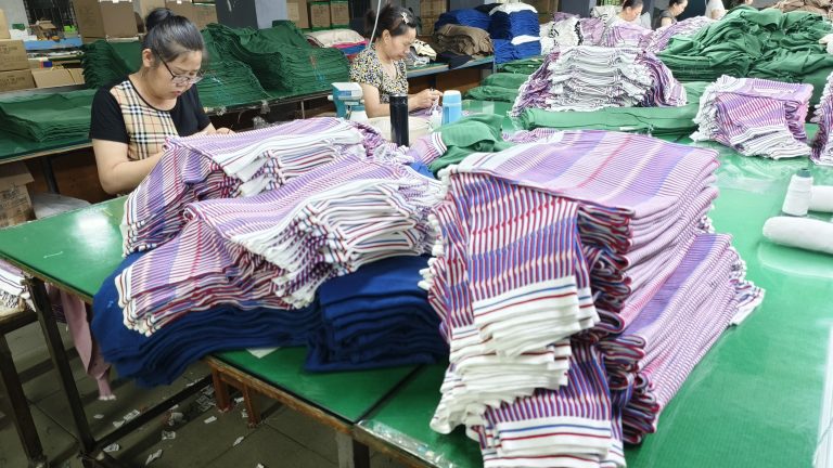 factory custom ladies sweater factory,factory custom medium length sweaters,cardigan china factory