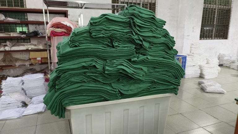 the sweater factory,sweater manufacturing factory,sweater factory price,fabrication